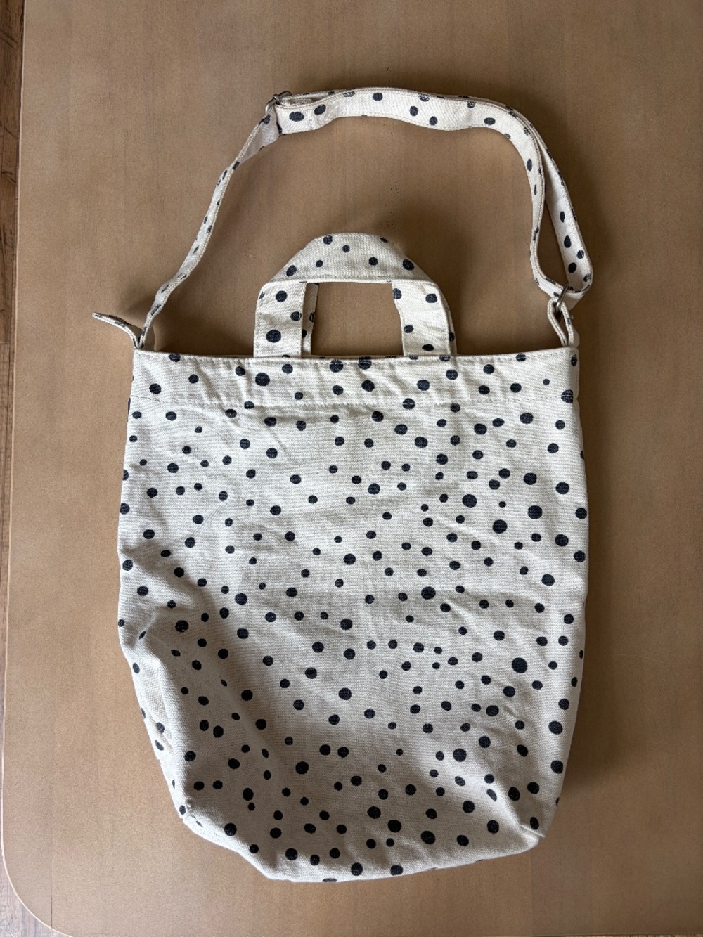 BAGGU Duck Bag Tote in Paint Dot Cream Black Canvas